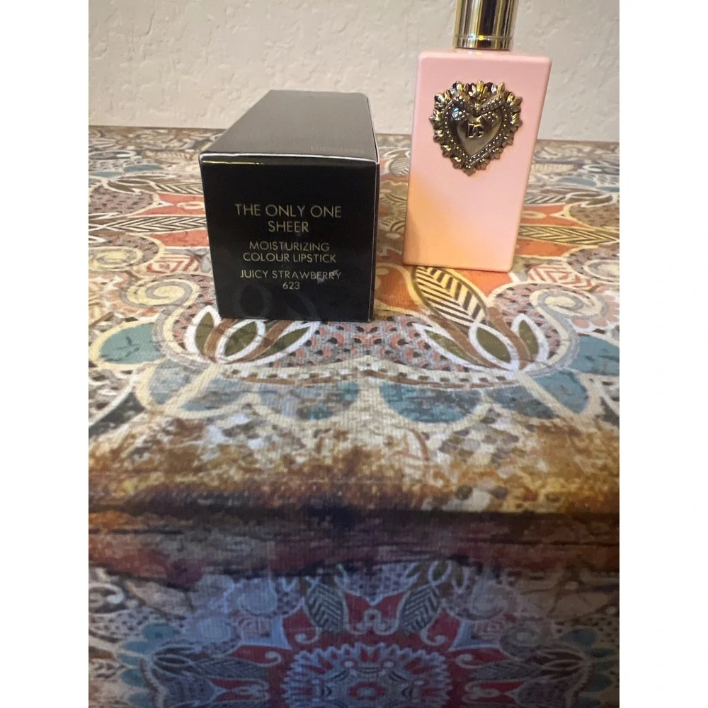 Dolce & Gabbana Dabber & Lipstick 623 Juicy Strawberry Pink Case New